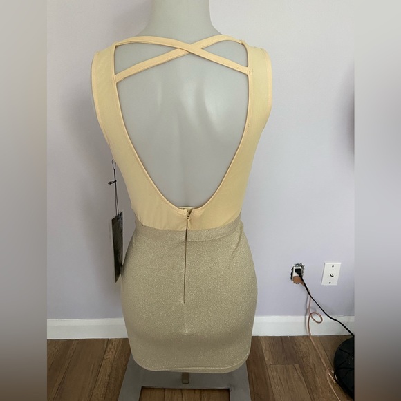 Dress with gold sequin ✨ - Picture 5 of 7